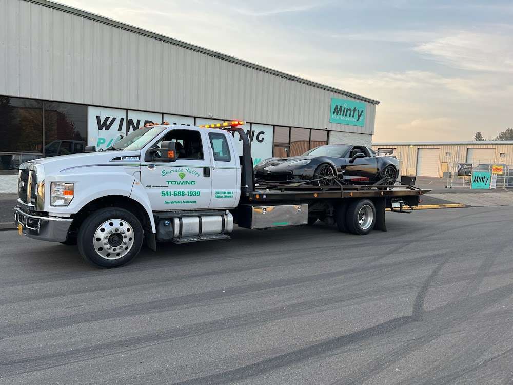 Emerald Valley Towing