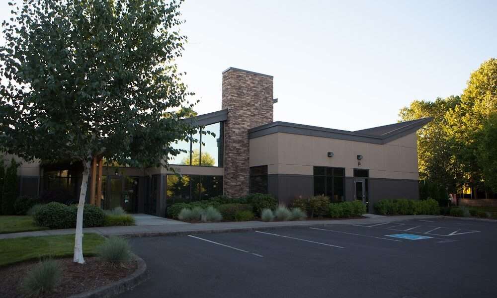 Oregon Family Dental: Park John J DDS